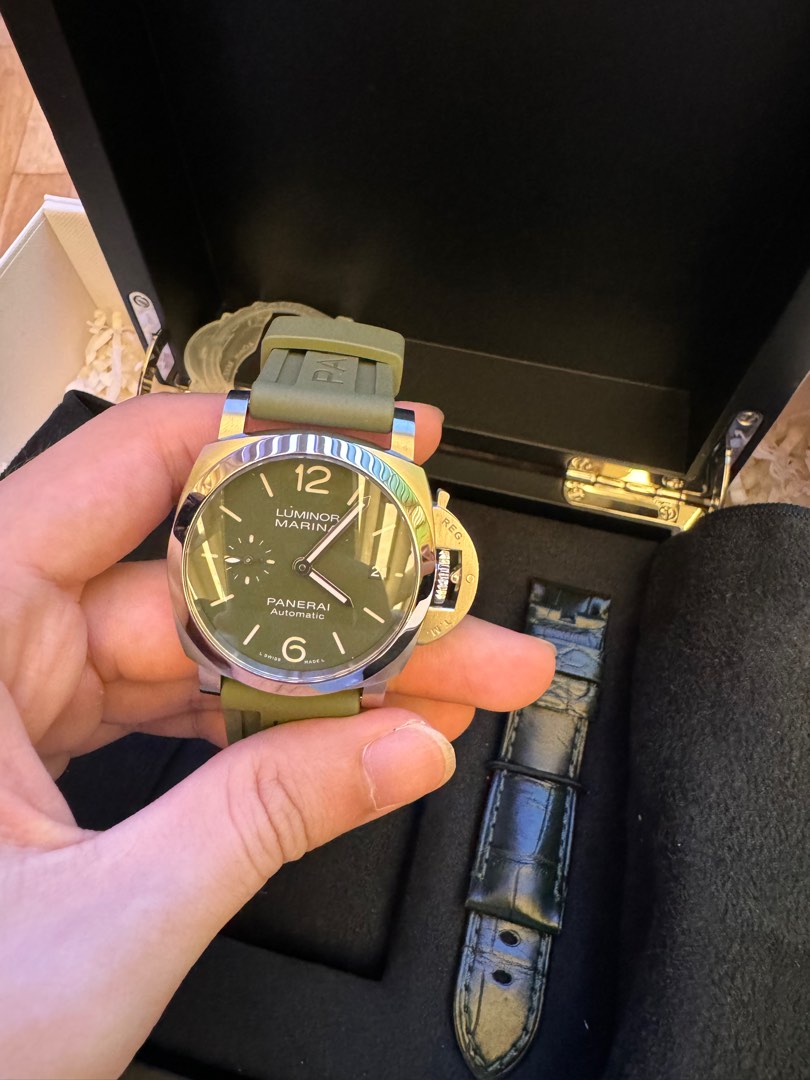 Panerai PAM01304 Luxury Watches on Carousell