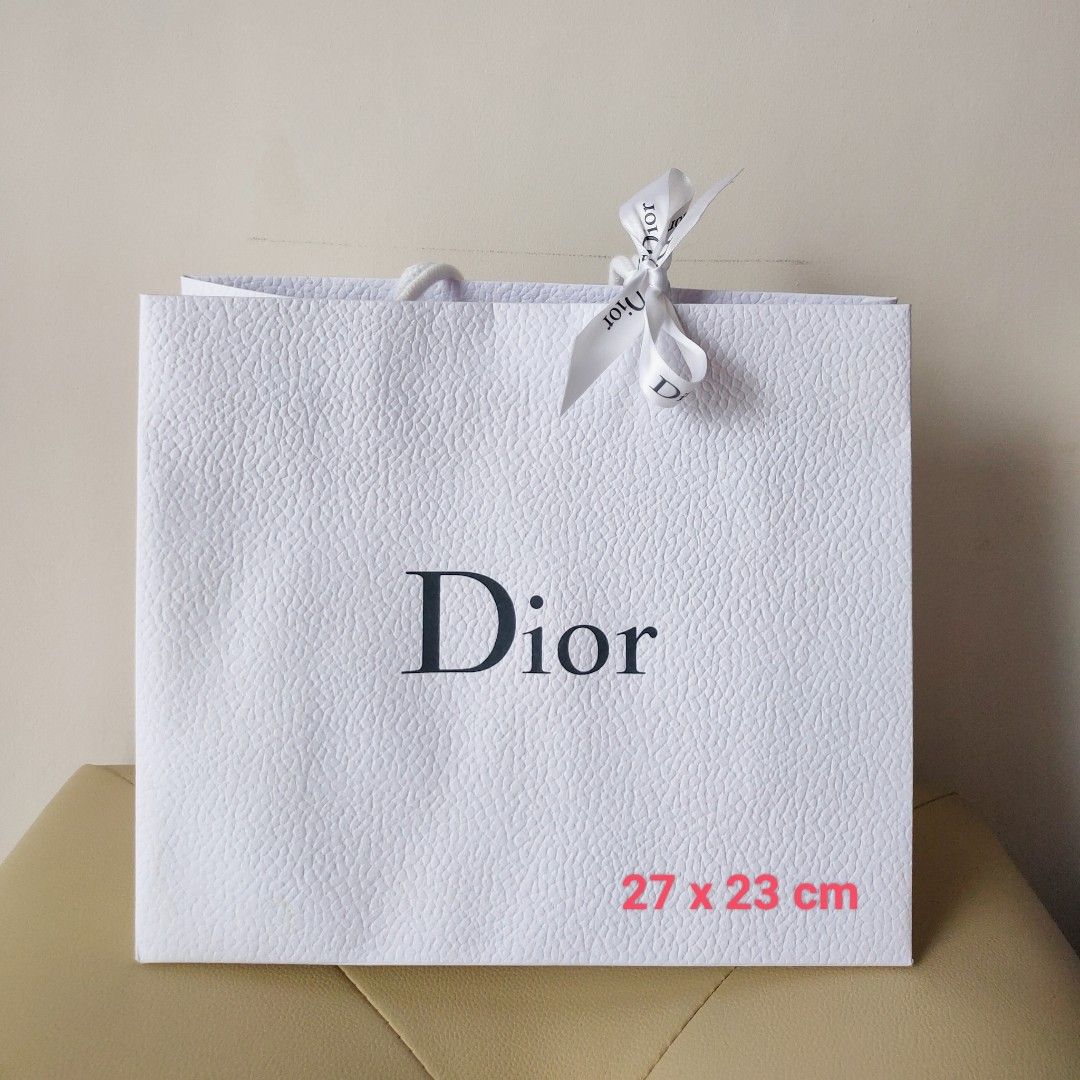 Paper bag dior original on sale