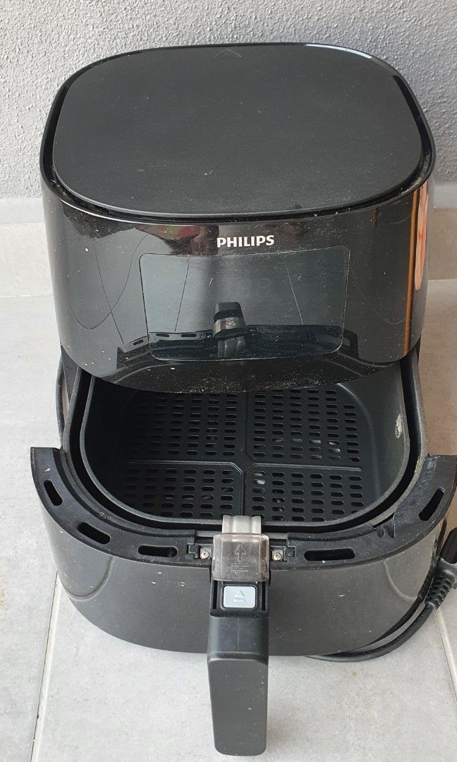 Philips Airfryer XL. Harvey Norman warranty 2025, TV & Home Appliances