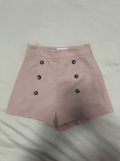(Category: ) located in . Submitted by annabelle22 (Listing ID 1259972407, Image 1). Description: .