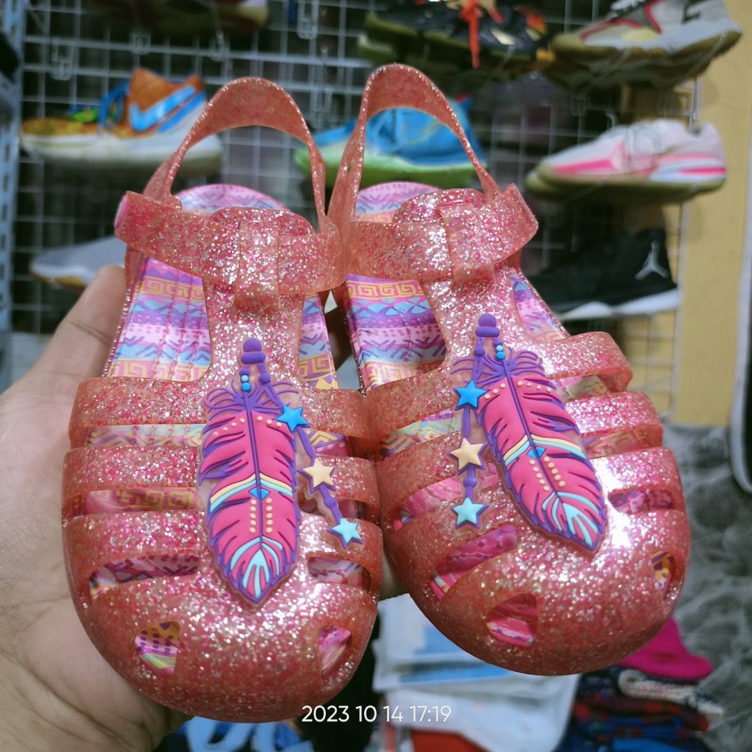 Preloved original Iconic Crocs size C13 for girls Babies Kids