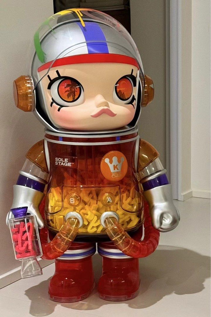 MEGA SPACE MOLLY 400% Solestage 2023 LIMITED – TOYSEZ