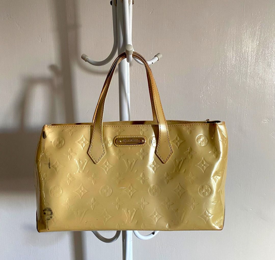 LOUIS VUITTON LV VINTAGE VERNIS WILSHIRE PM, Luxury, Bags