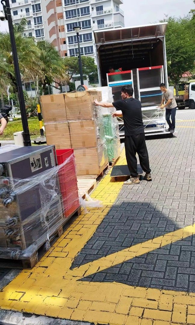 10ft 14ft 24ft lorry Quick budget Dispose furniture &Fast cheap mover