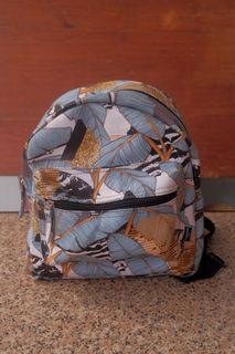 (Kategori: ) berada di . Dikirim oleh simplicious_things (ID iklan 1259952331, Gambar 1). Deskripsi: .