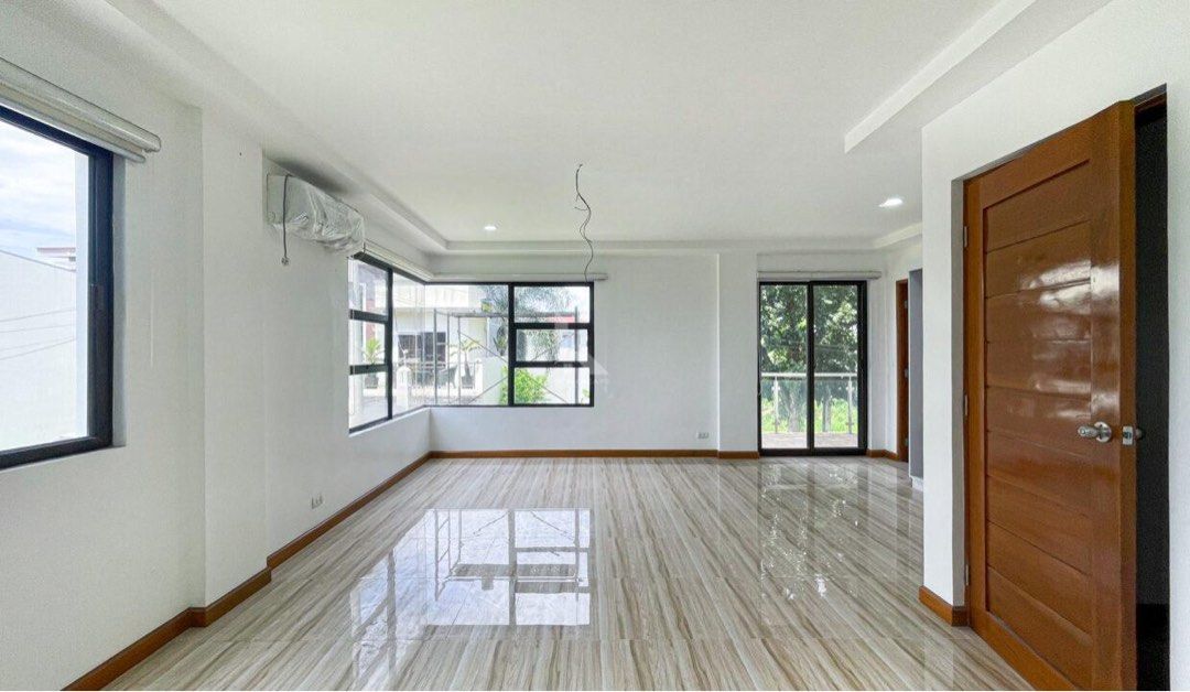 RC. Spacious Modern Contemporary House and Lot For Sale in Tandang Sora