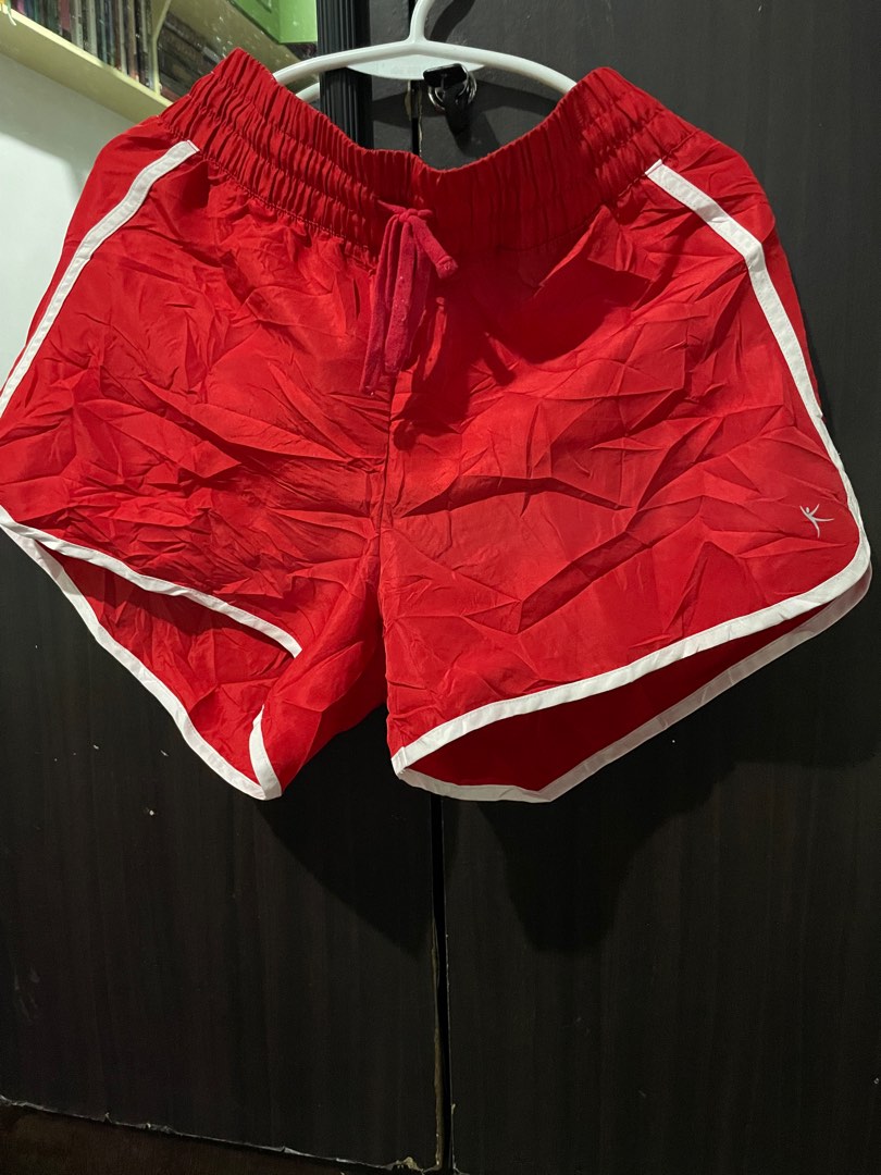 NWOT Red Athletic Danskin Now Shorts, Women's Fashion, Activewear on  Carousell