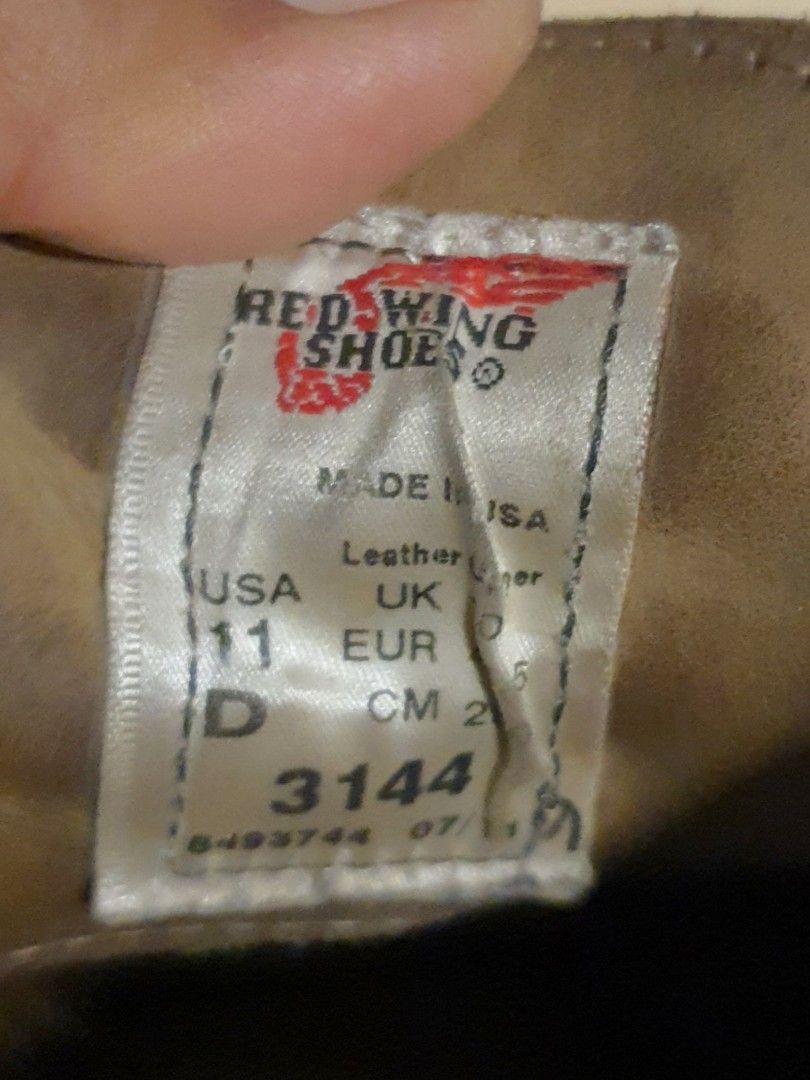 Red shoes size best sale 11