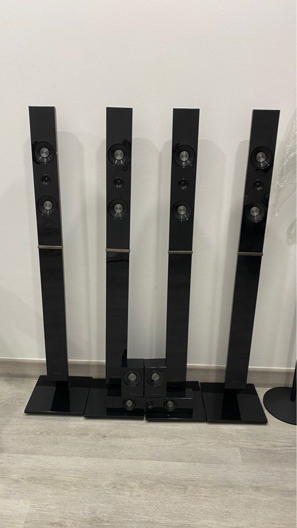 Samsung home theatre sound system set with Subwoofer no amplifier