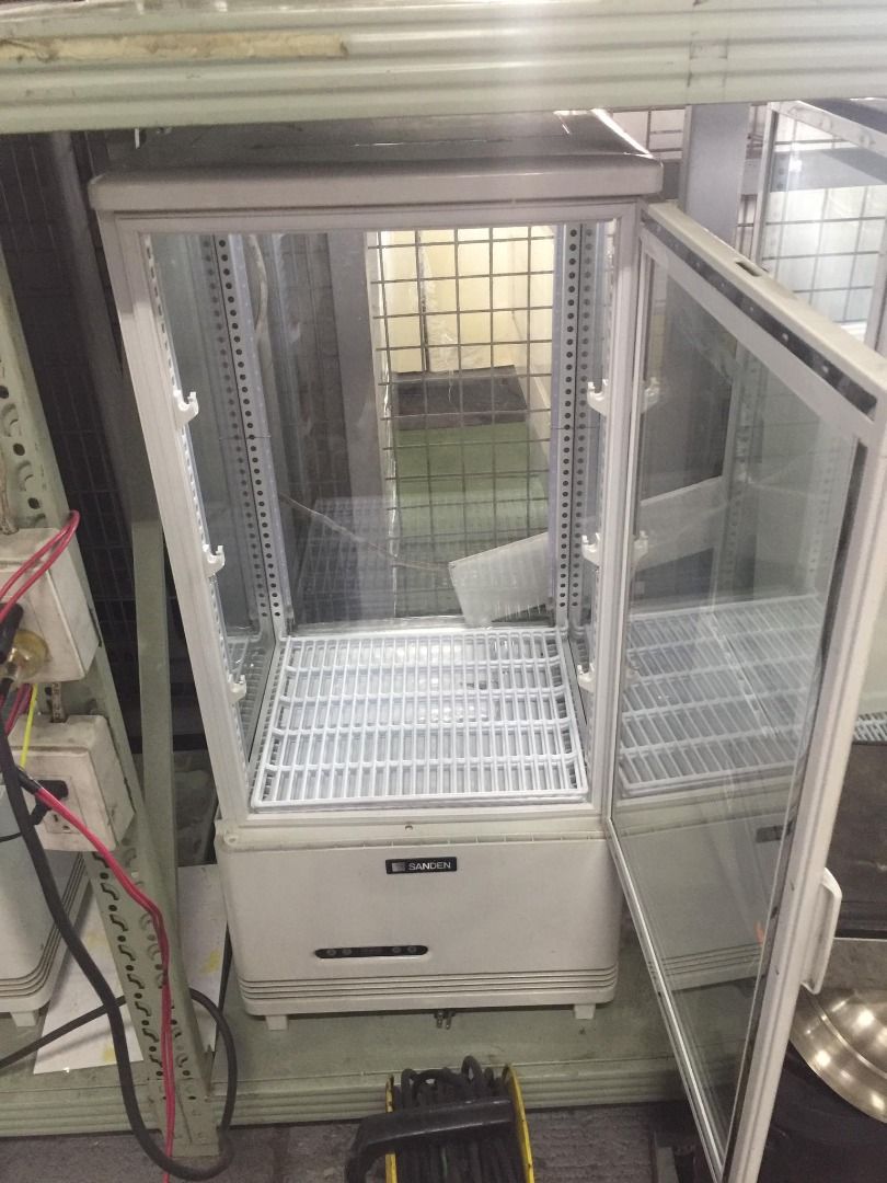 SANDEN INTERCOOL DESK TOP REFRIGERATOR, TV & Home Appliances, Kitchen Appliances, Refrigerators