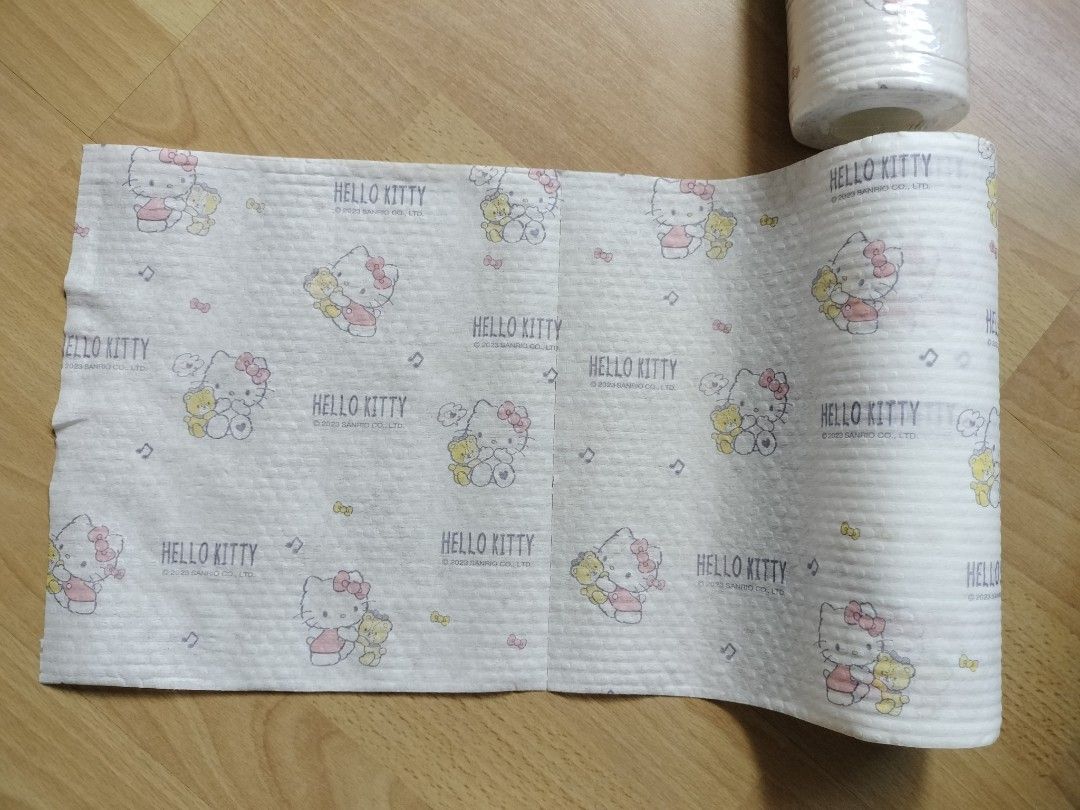 Sanrio hello kitty reusable towel Furniture Home Living