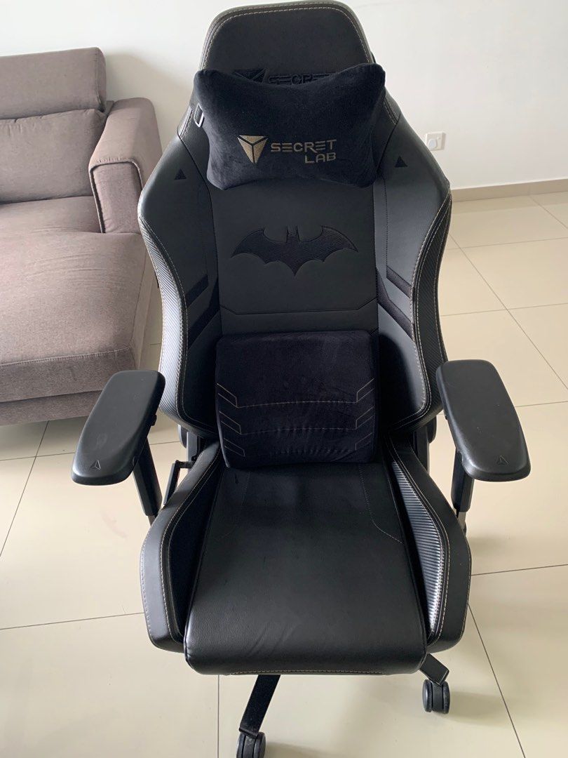 Secret Lab Dark Knight Omega Health Nutrition Assistive