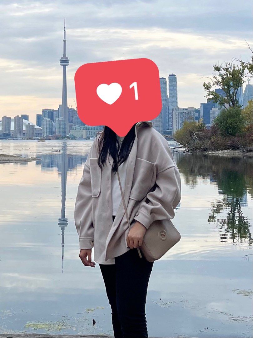 Sachet Jacket, Women's Fashion, Coats, Jackets and Outerwear on Carousell