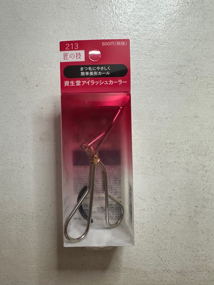 Shiseido Lash Curler, Beauty & Personal Care, Face, Makeup on Carousell