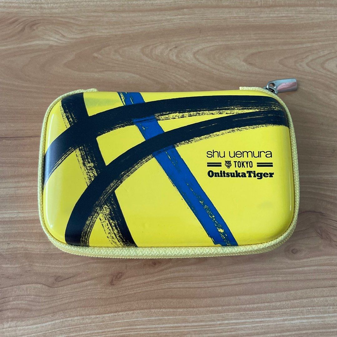 shu uemura onitsuka