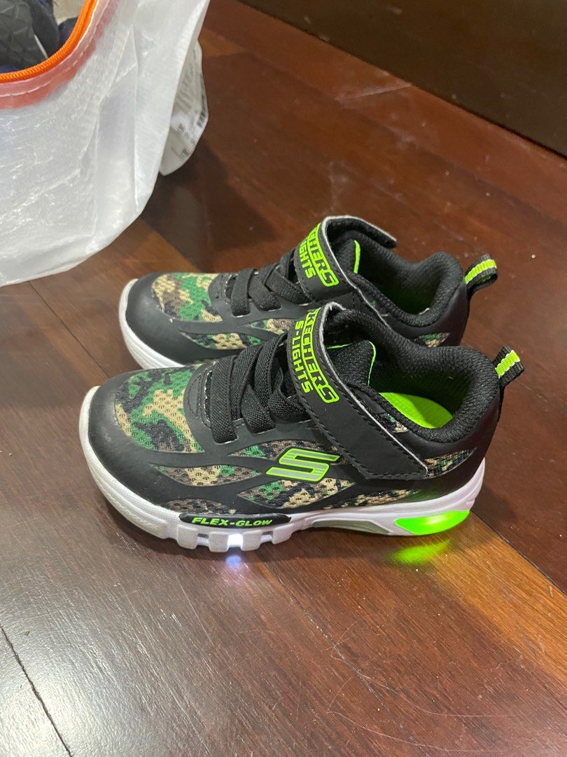 Skechers S Light