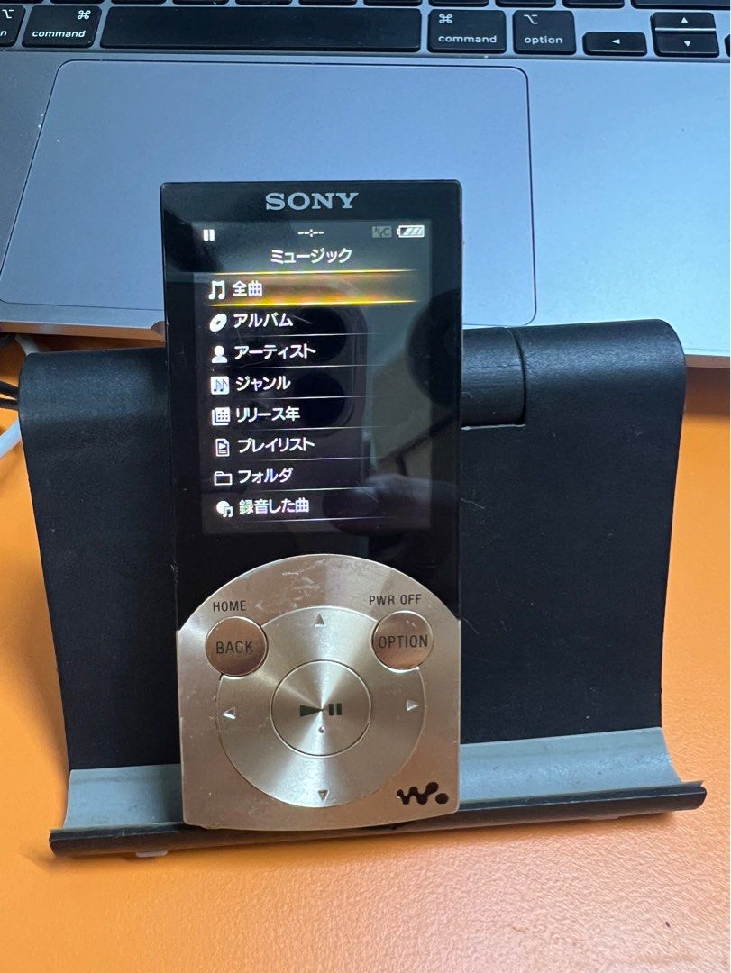 Sony MP3 NW S744 8GB (Gold Black) Japan Set