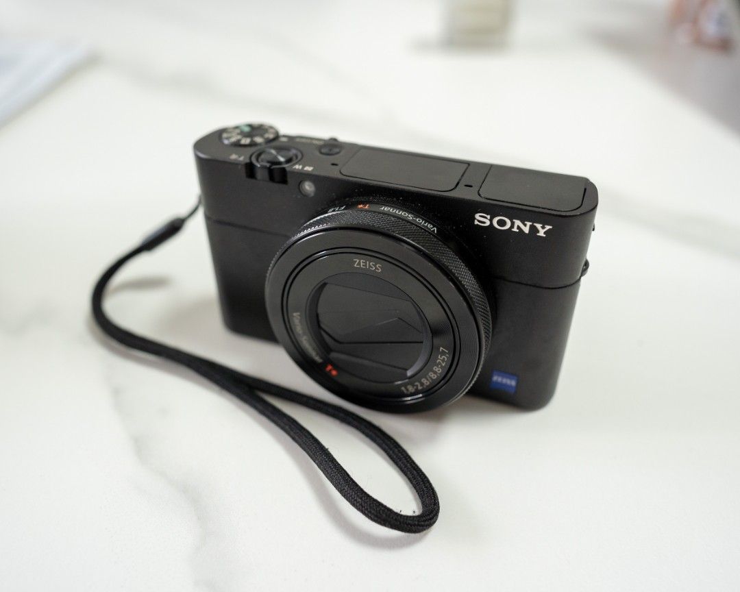 Sony RX100 VA, Photography, Cameras on Carousell