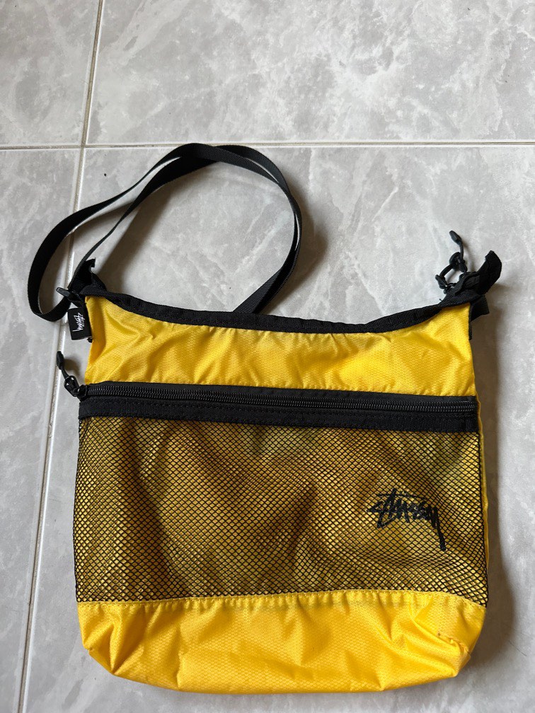 Stussy lightweight 2025 shoulder bag black