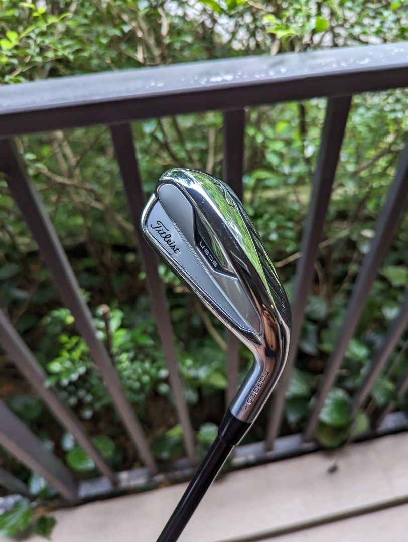 Titleist Driving Iron 2 U505, Sports Equipment, Sports & Games, Golf on Carousell