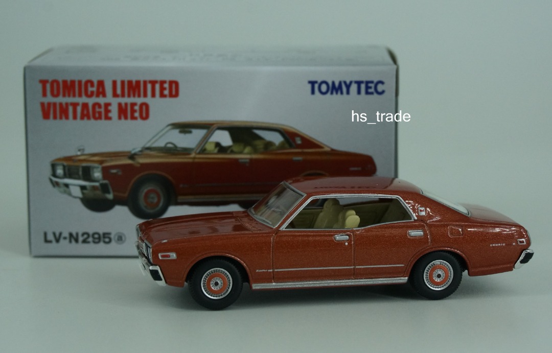 絕版Tomica Limited Vintage Neo Tomytec LV-N288a Nissan Cedric Cima