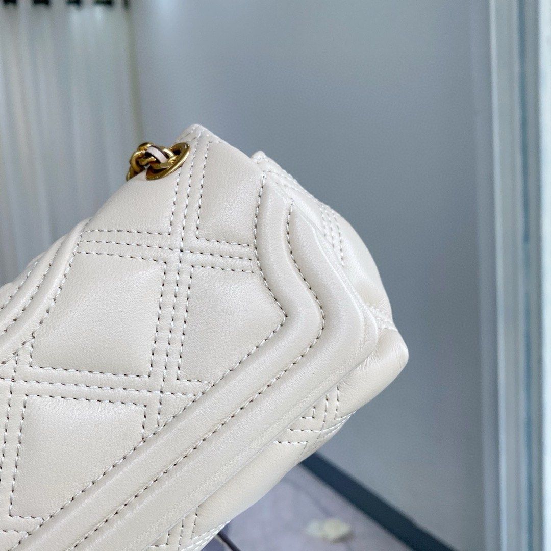 Tory Burch kira mini crossbody bag, Women's Fashion, Bags & Wallets