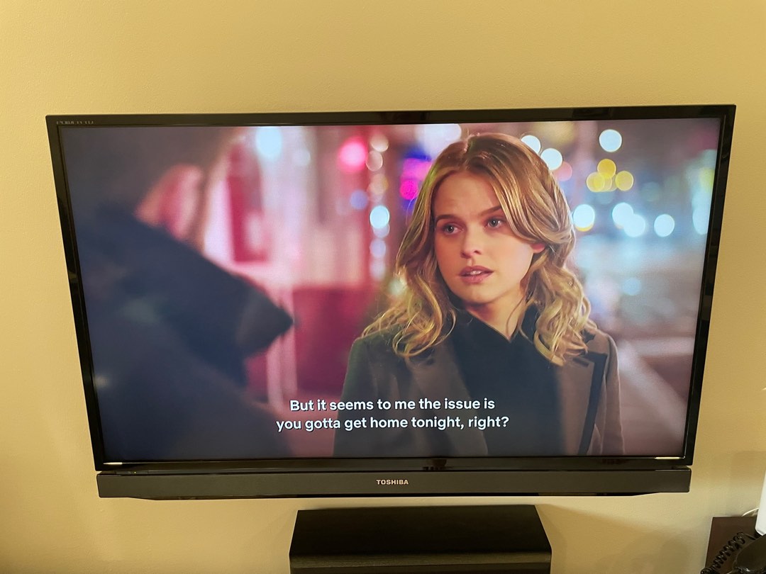 Toshiba 40 inch TV, TV & Home Appliances, TV & Entertainment, TV on ...