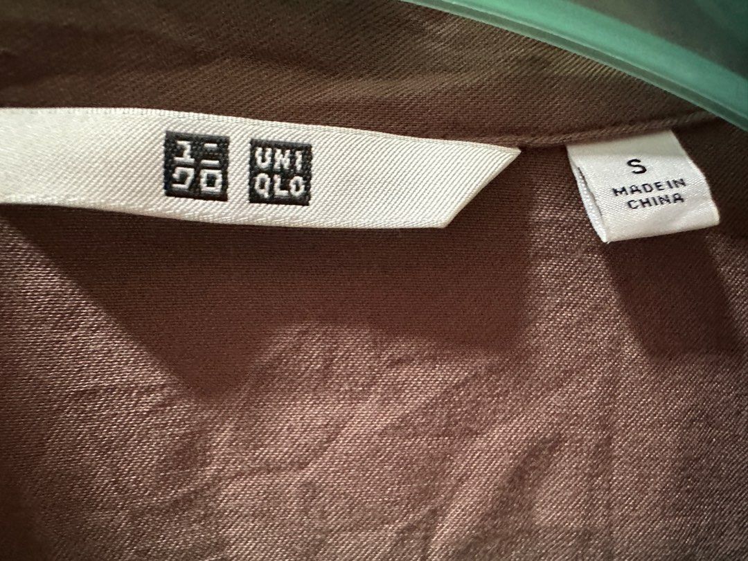 Uniqlo 3/4 sleeve brown top (Category: Blouses) located in Davao. Submitted by sewee (Listing ID 1259995205, Image 2). Description: .