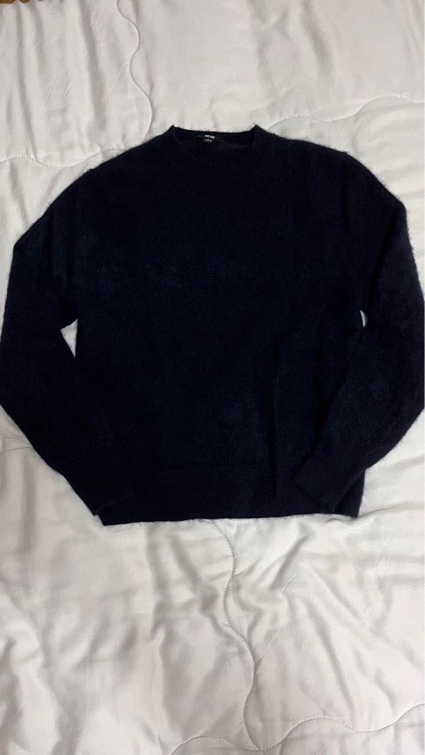 Uniqlo cashmere sweater, Women's Fashion, Tops, Longsleeves on Carousell