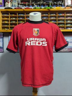 Urawa Reds Fan Issue 2023, Men's Fashion, Activewear on Carousell