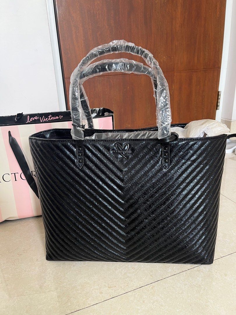victoria secret bag, Fesyen Wanita, Tas Dompet di Carousell
