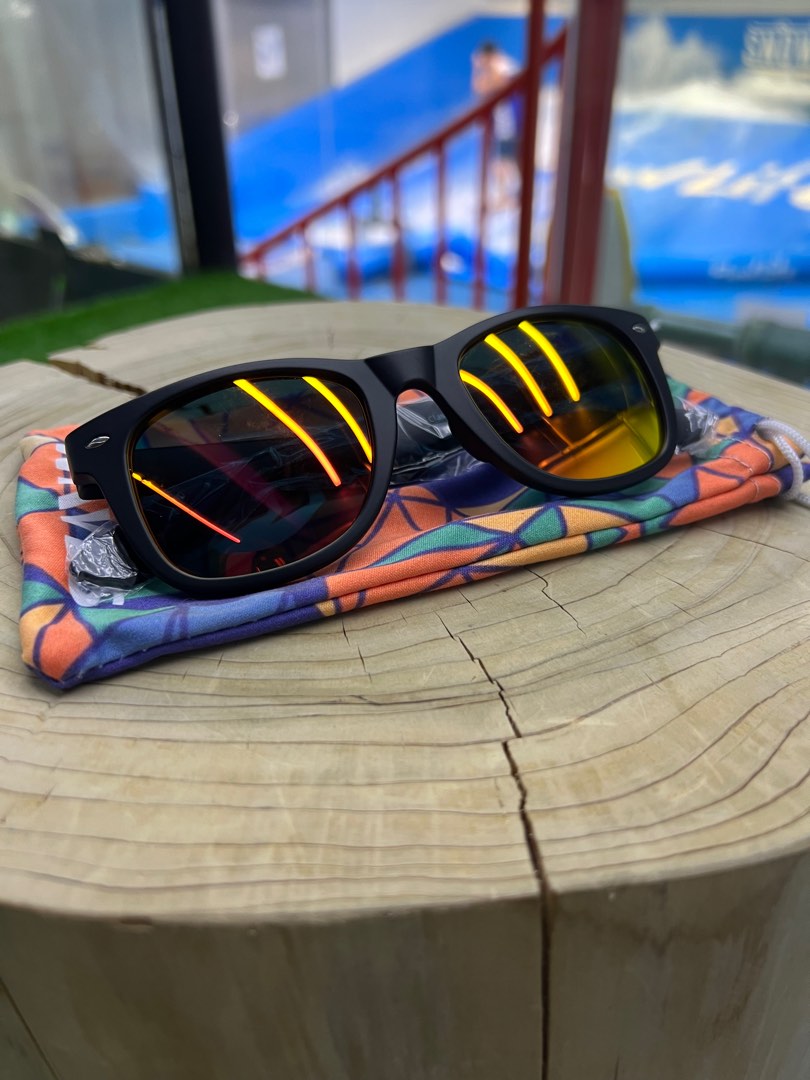 Waves gear sunglasses top