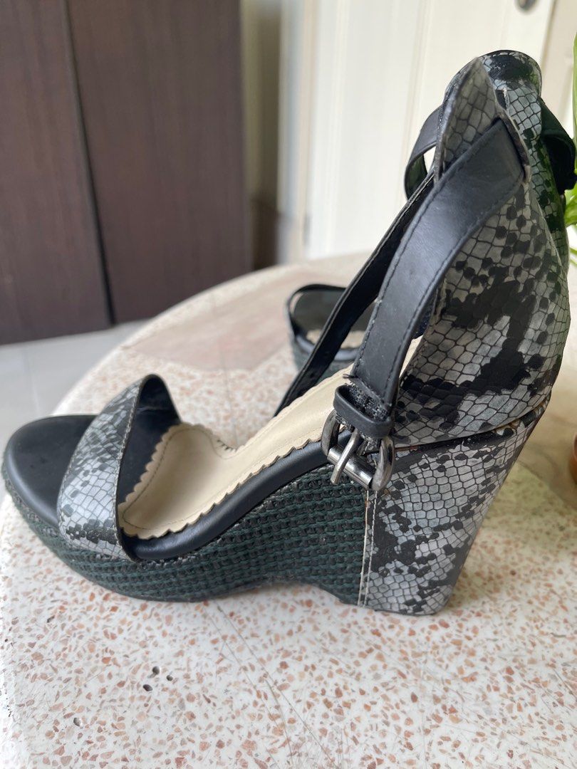Snake skin 2025 wedges