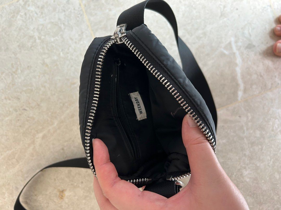 Weekday cross clearance body bag