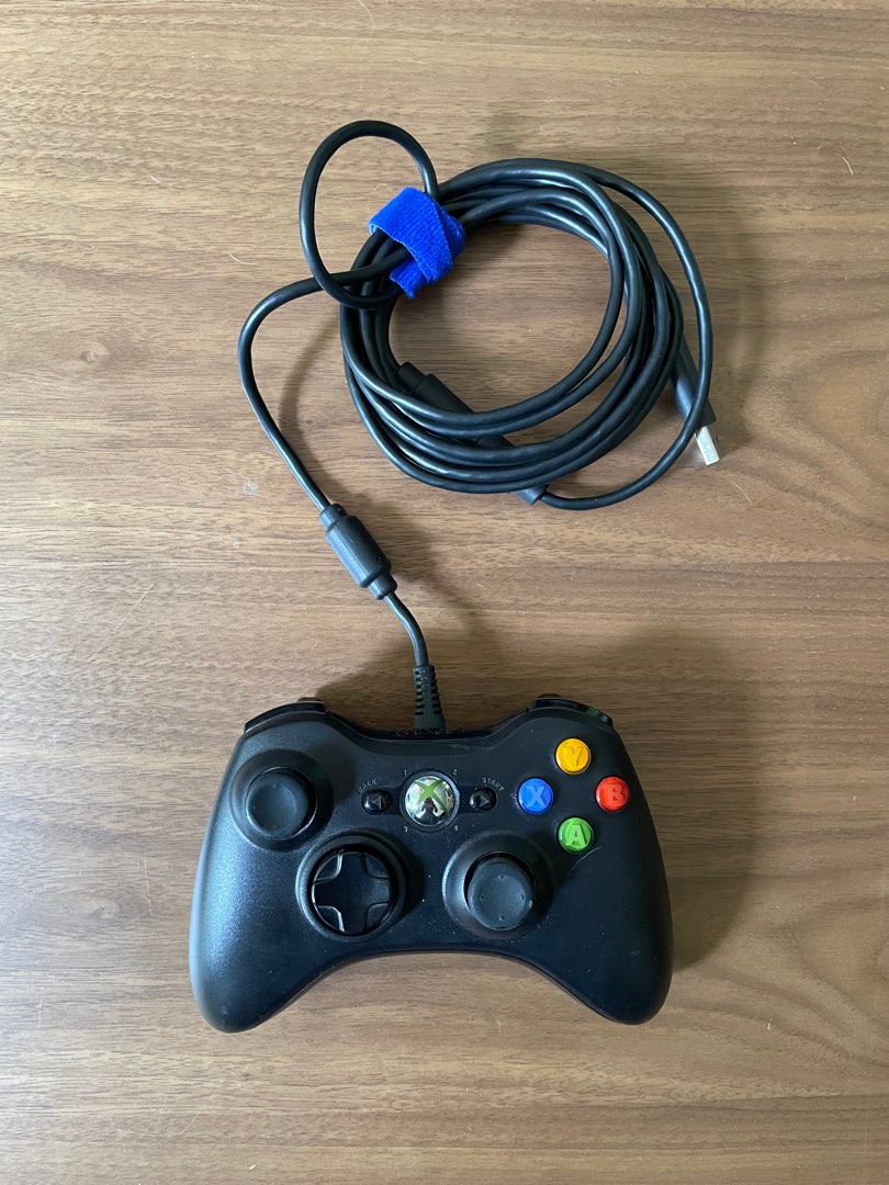 Wired xbox controller, Video Gaming, Gaming Accessories, Controllers on