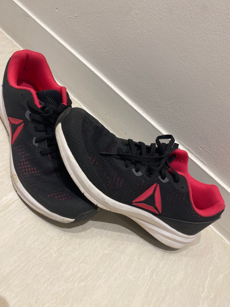 Women Reebok Trainer