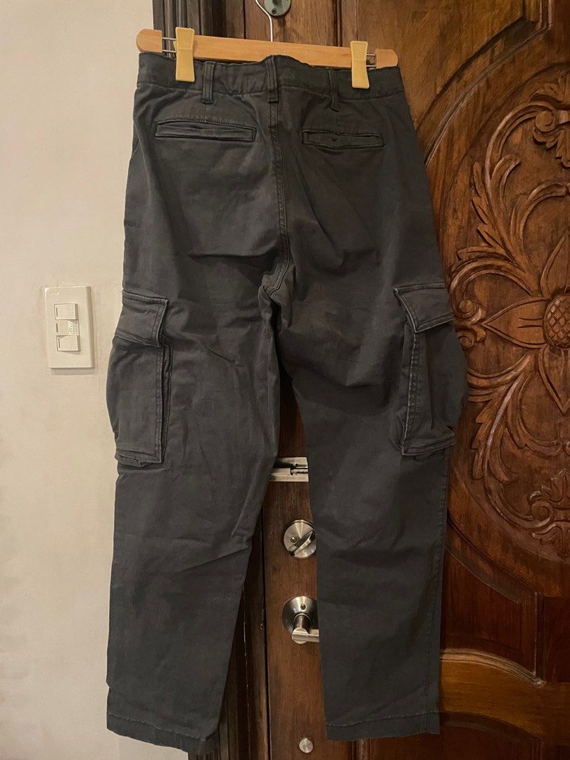 My review of the viral zara cargo pants. #review #zaracargos #zaraamba