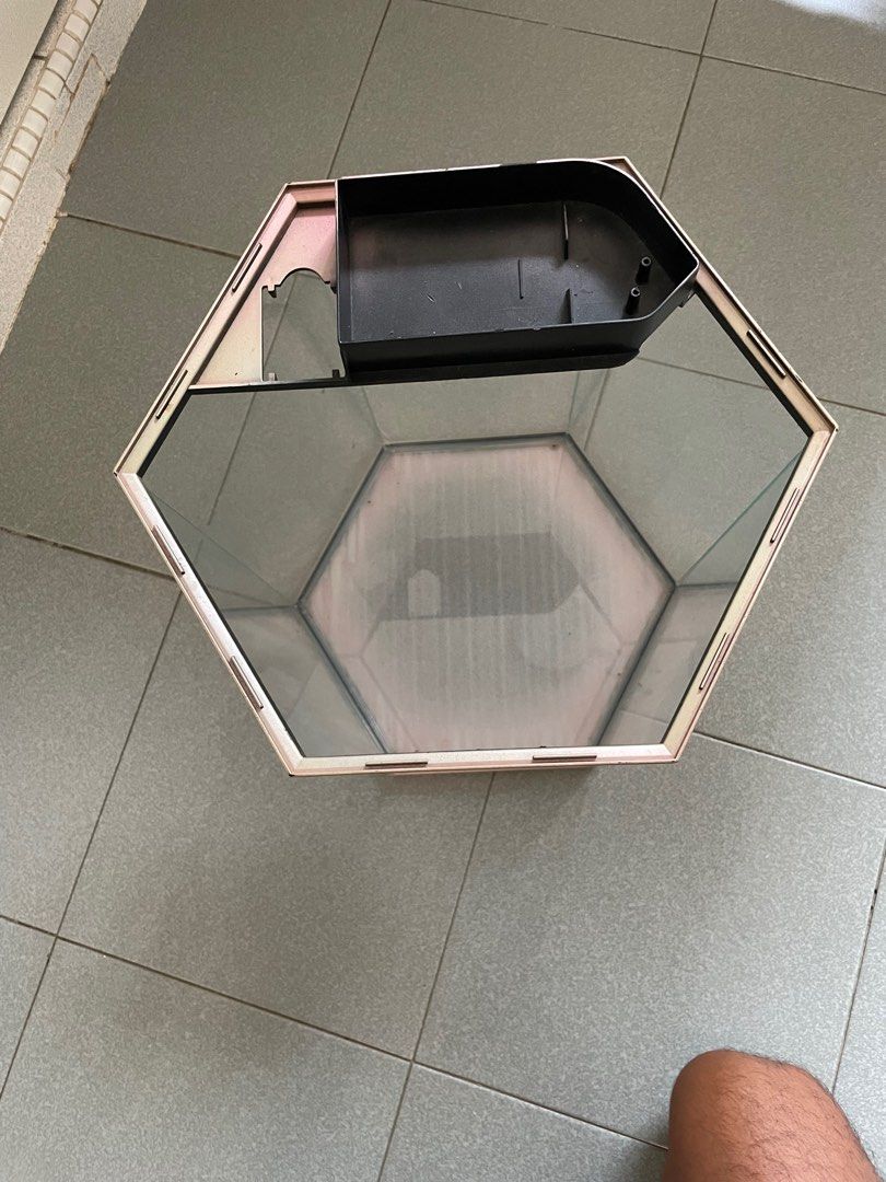 35cm Tall Glass Hexagon Fish Tank, Pet Supplies, Homes & Other Pet