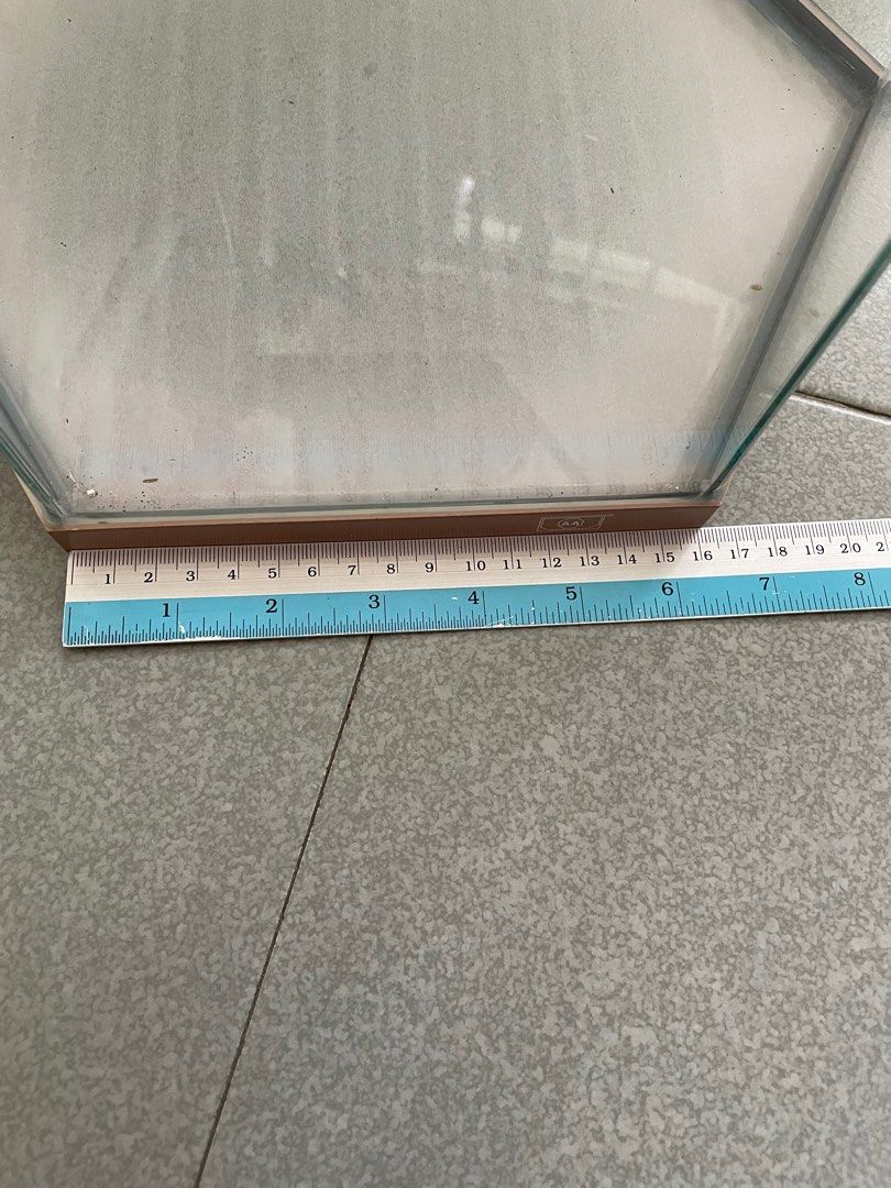 35cm Tall Glass Hexagon Fish Tank, Pet Supplies, Homes & Other Pet