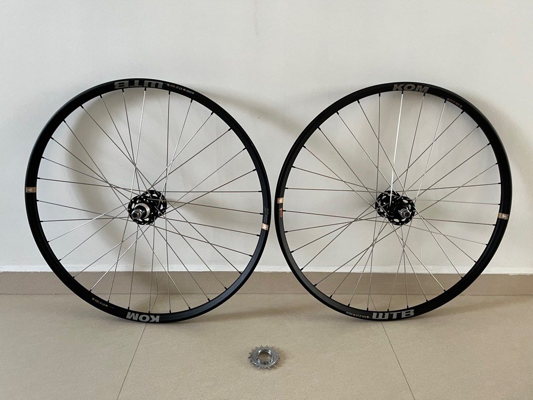 650b fixed best sale gear wheelset