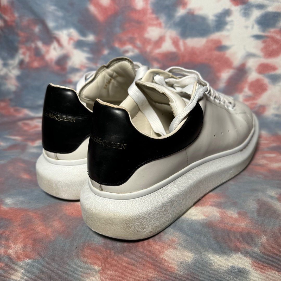 Alexander mcqueen hotsell dad sneakers