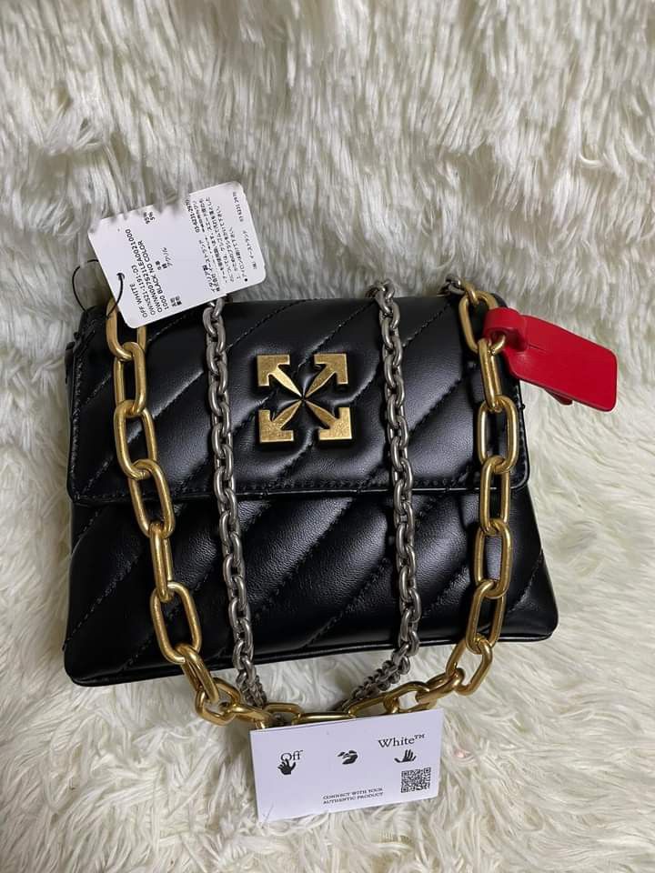 💯% Original Off White Lambskin (Category: Luxury Bags & Wallets) located in Manila. Submitted by mippolin (Listing ID 1260249594, Image 2). Description: 💯% Original Brand New Off White from Japan money back guarantee if proven fake.