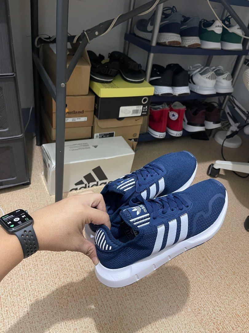 Adidas swift run azul 2025