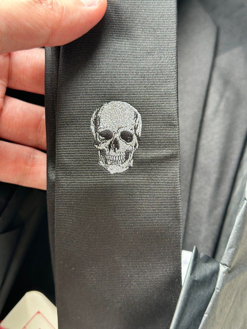 Alexander mcqueen hotsell skull tie