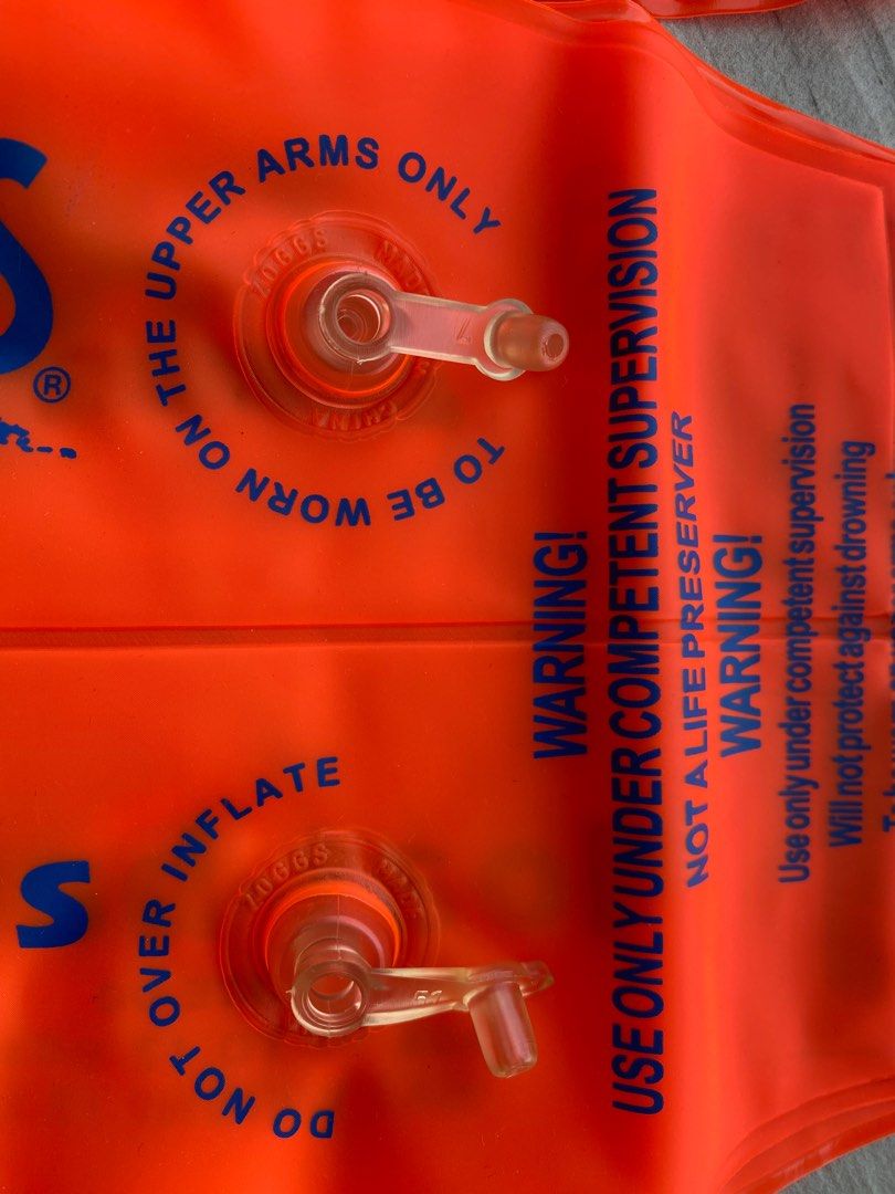 Arm Float and Vest, Babies & Kids, Infant Playtime on Carousell