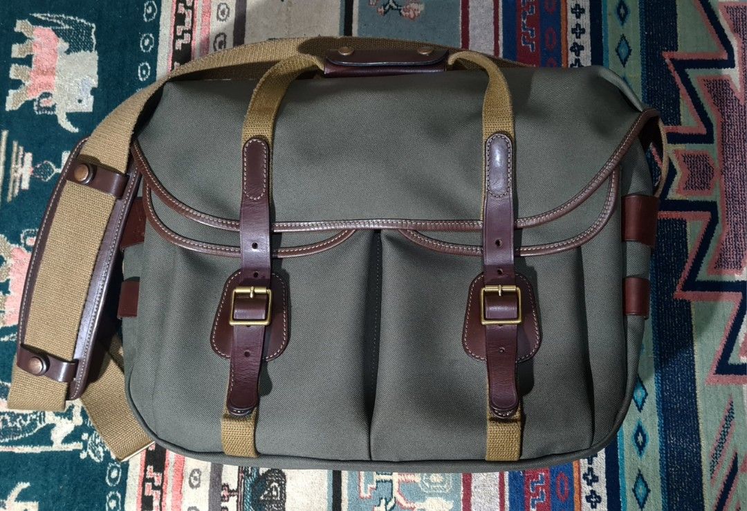 Hadley large pro camera bag top