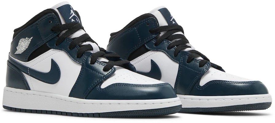 BNIB Air Jordan 1 Mid Armory Navy Sneaker Men s Fashion