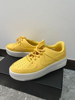 Buy Wmns Air Force 1 Low '07 'Bicycle Yellow' - AH0287 106 - White
