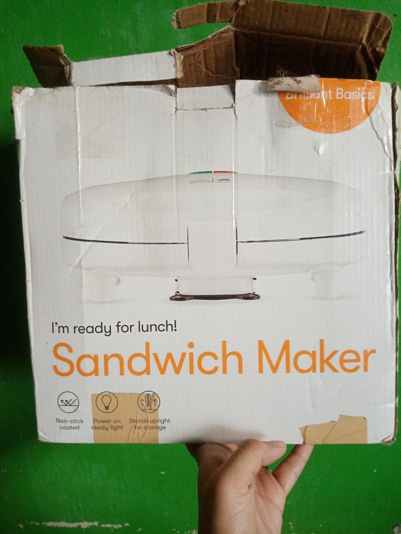 Brilliant Basics Sandwich Maker, Furniture & Home Living, Kitchenware