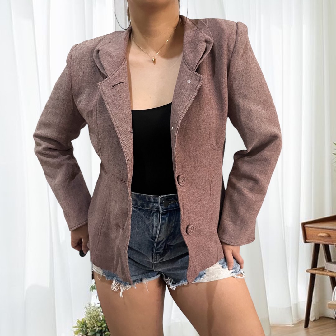 blazer with brown shoes